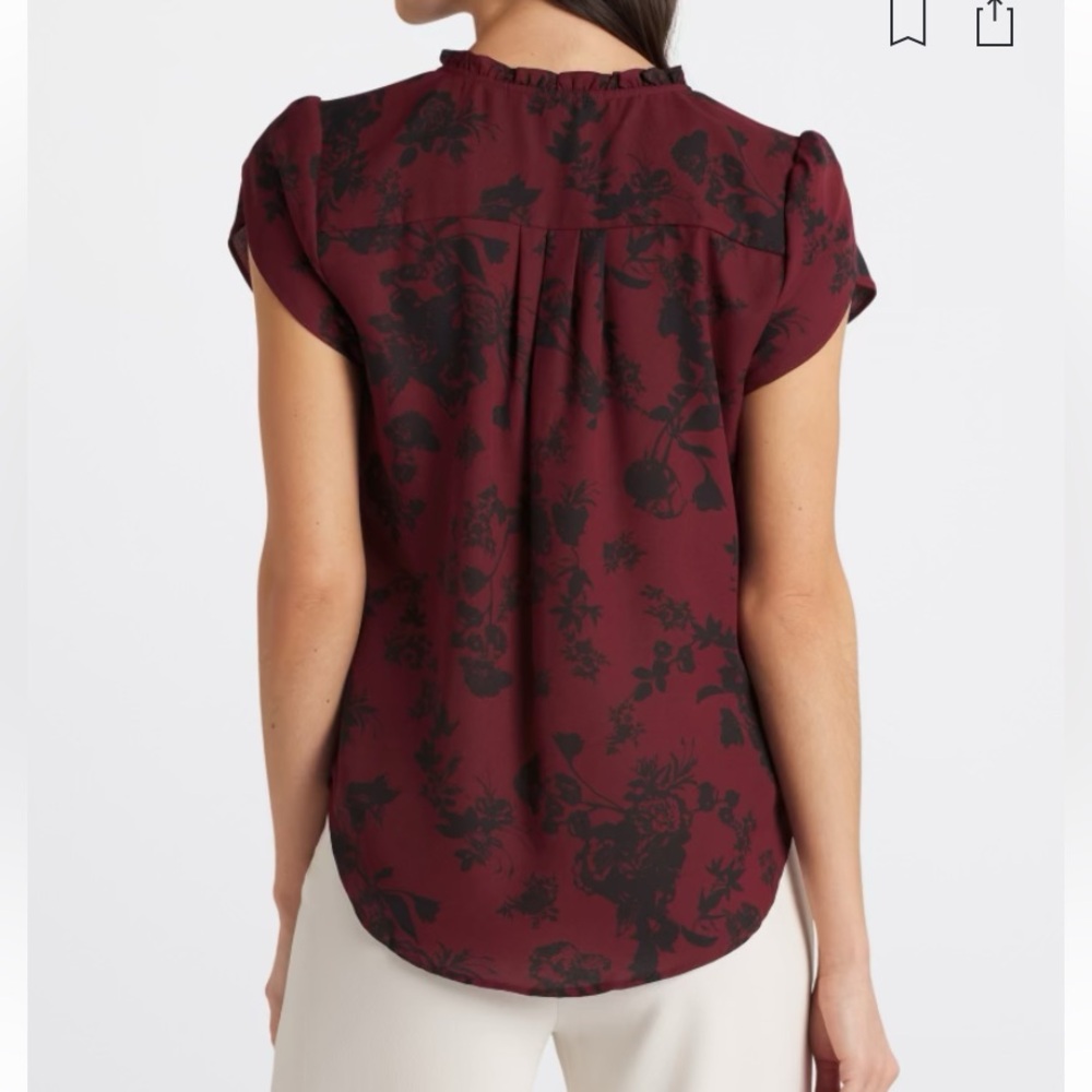 Burgundy tulip sleeve blouse - Picture 6 of 8